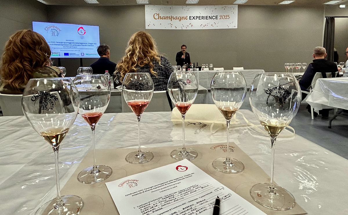 Lambrusco-superstar-a-Champagne-Experience